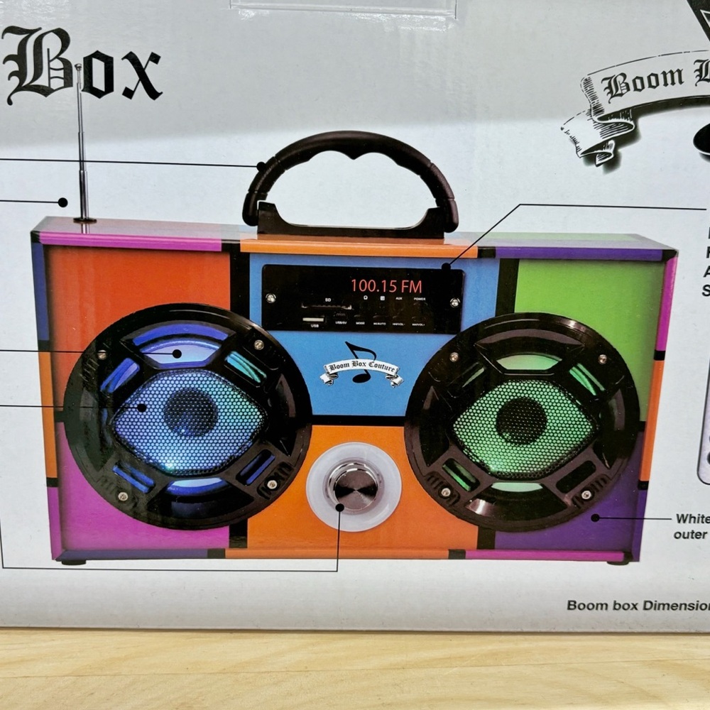 Mini Boom Box - Bluetooth, FM Radio, LED lights up! - Picture 5 of 5